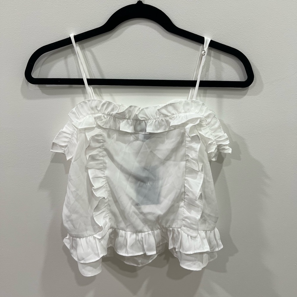 *NEW WITH TAGS* WHITE RUFFLE CROP TOP WITH STRAPS